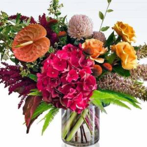 flutter vase arrangement